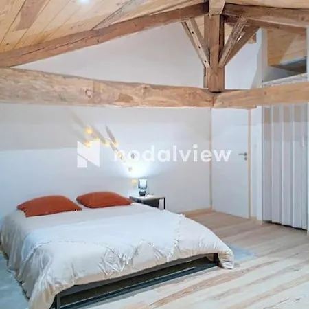 Holiday home Aux Sources De Lesquire Maison 5 5 Salles De Bains , 11 Personnes *