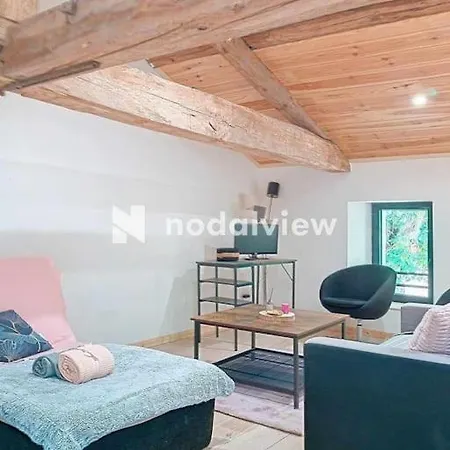 Holiday home Aux Sources De Lesquire Maison 5 5 Salles De Bains , 11 Personnes *