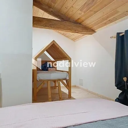 Aux Sources De Lesquire Maison 5 5 Salles De Bains , 11 Personnes *