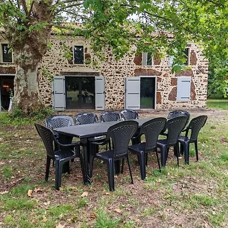 Dom wakacyjny Aux Sources De Lesquire Maison 5 5 Salles De Bains , 11 Personnes