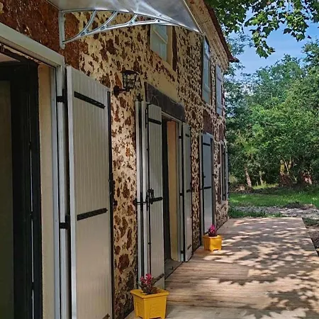 Dom wakacyjny Aux Sources De Lesquire Maison 5 5 Salles De Bains , 11 Personnes Saugnacq-et-Muret